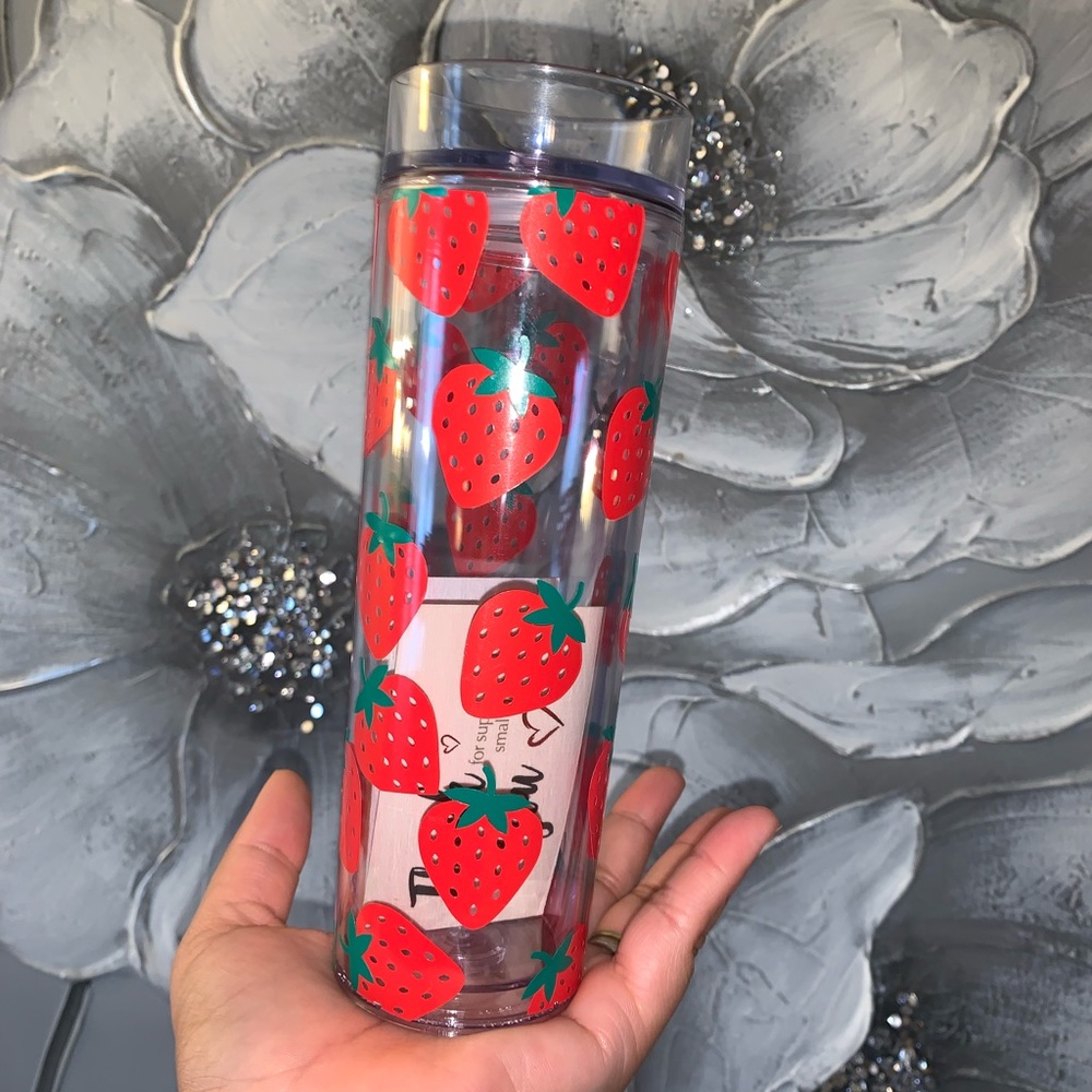 Strawberry clear tumbler
